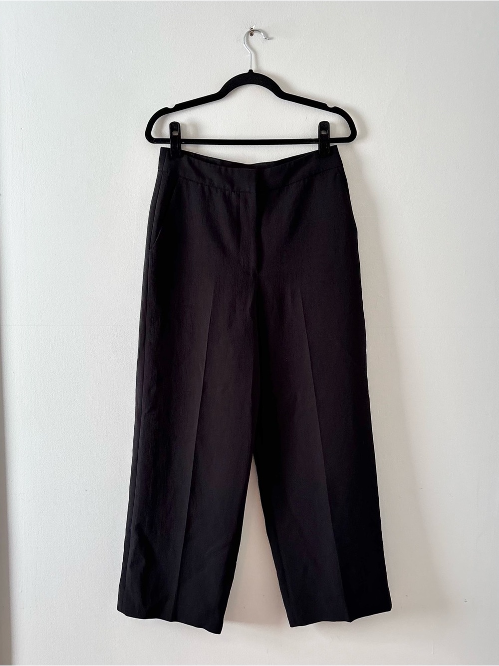 Aritzia The Limitless Pant Crepette Classic Fit Trouser Elastic Back Waist Black - Picture 4 of 11